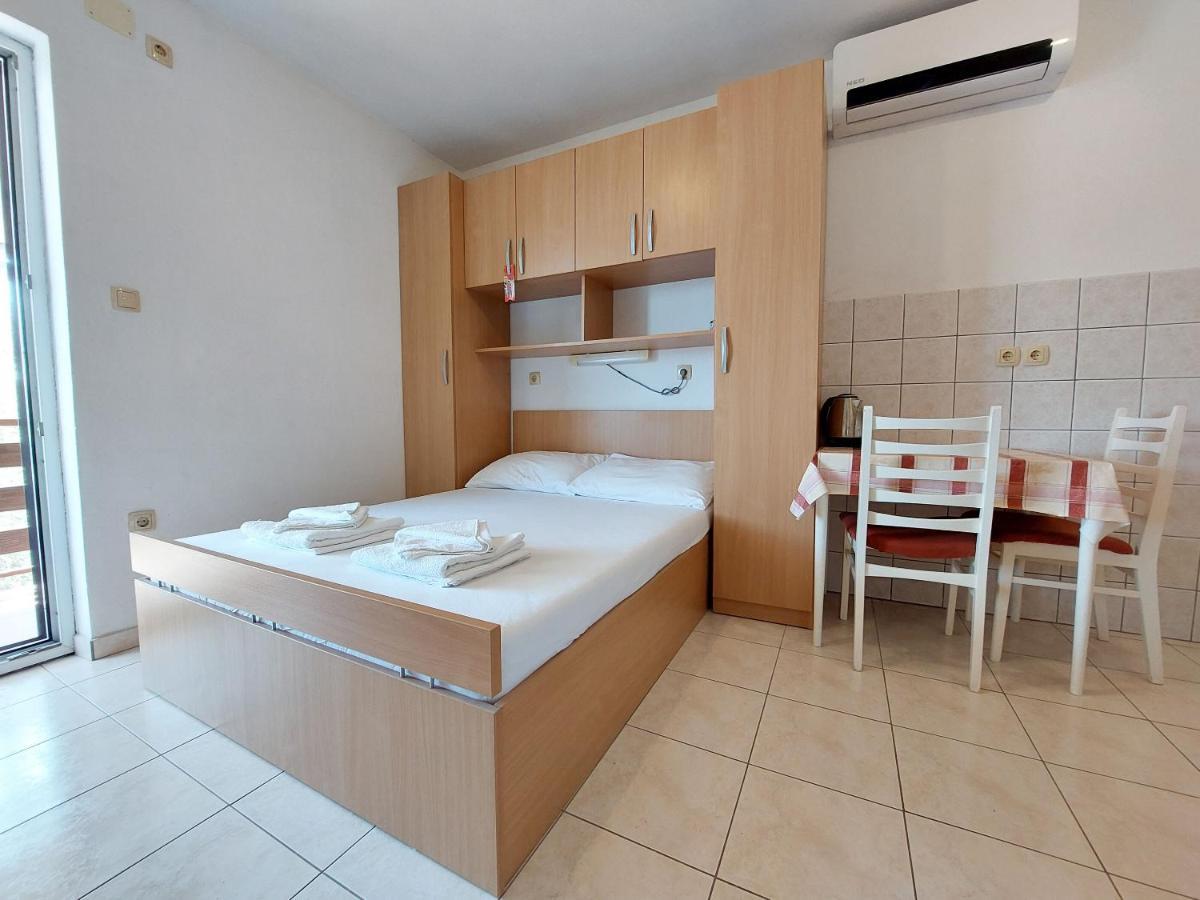 Apartments Ivan Cizici Luaran gambar