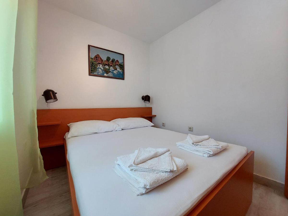 Apartments Ivan Cizici Luaran gambar
