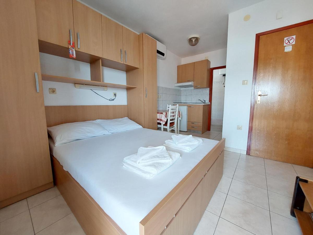 Apartments Ivan Cizici Luaran gambar