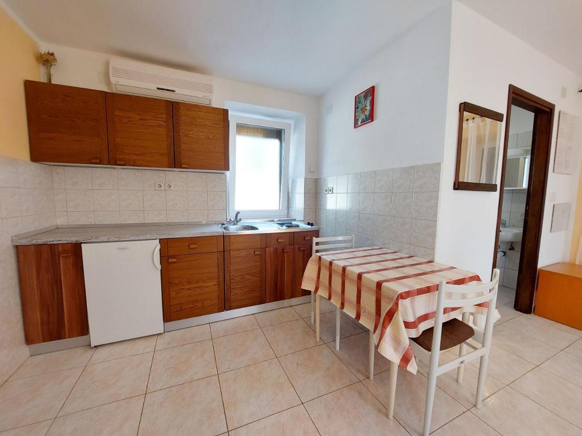 Apartments Ivan Cizici Luaran gambar