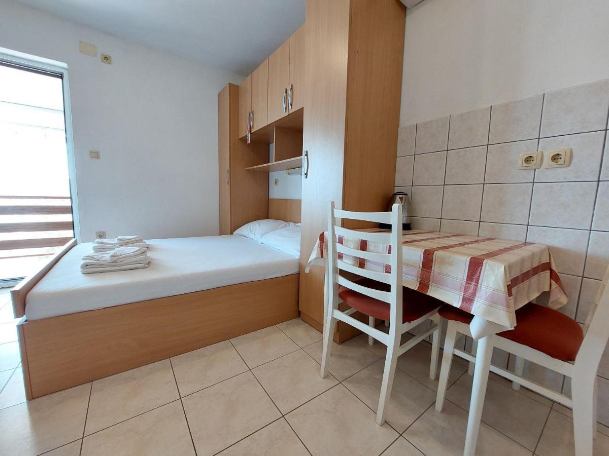 Apartments Ivan Cizici Luaran gambar