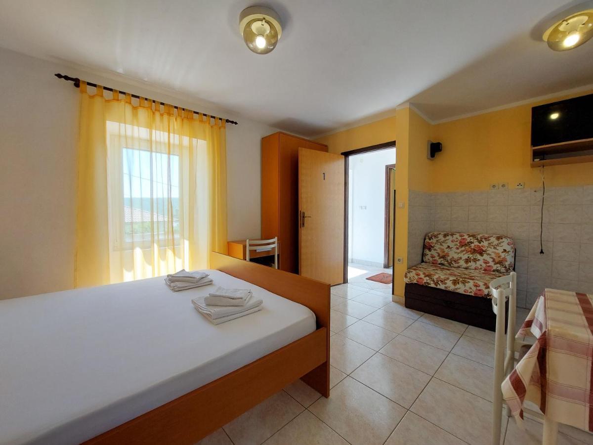 Apartments Ivan Cizici Luaran gambar
